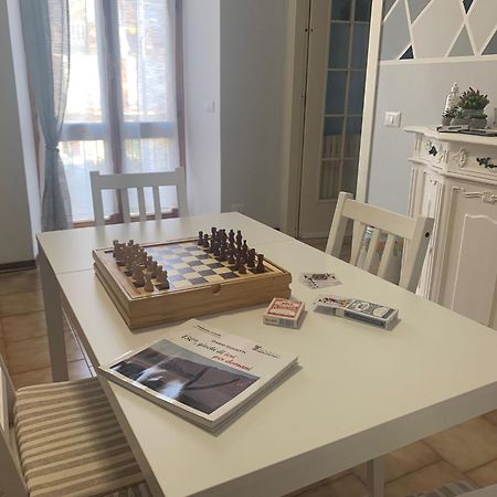 La Casa Del Nonno Apartment Omegna Luaran gambar