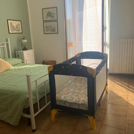 La Casa Del Nonno Apartment Omegna Luaran gambar