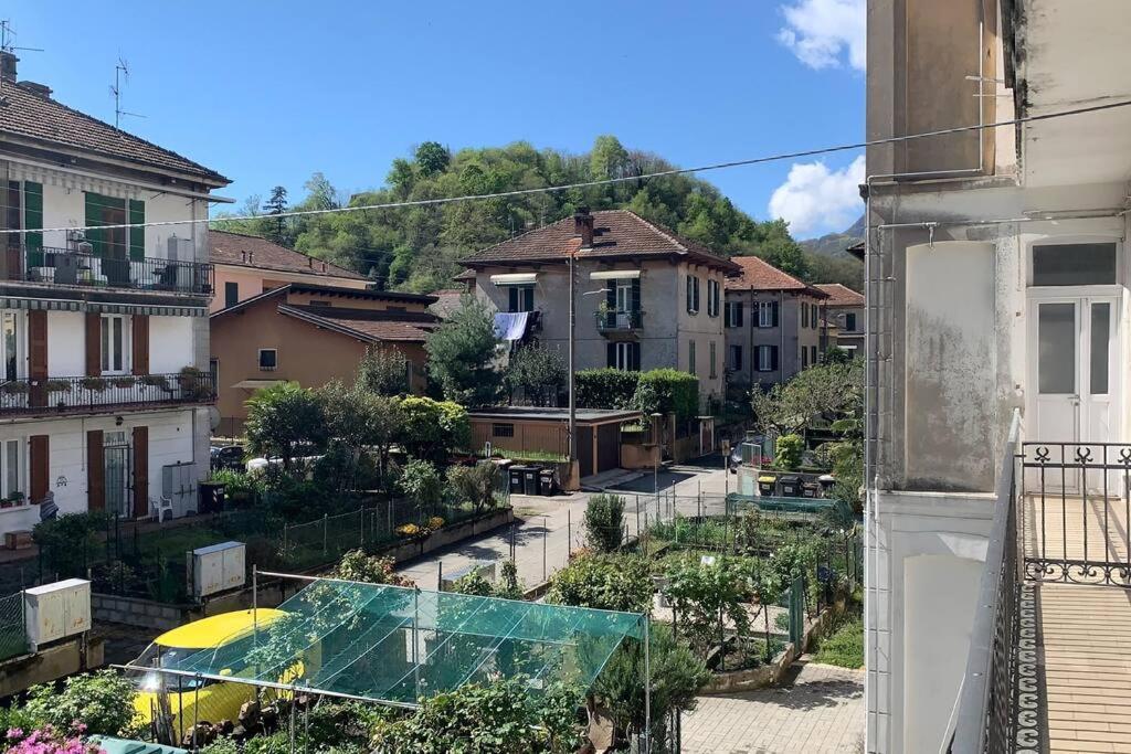 La Casa Del Nonno Apartment Omegna Luaran gambar